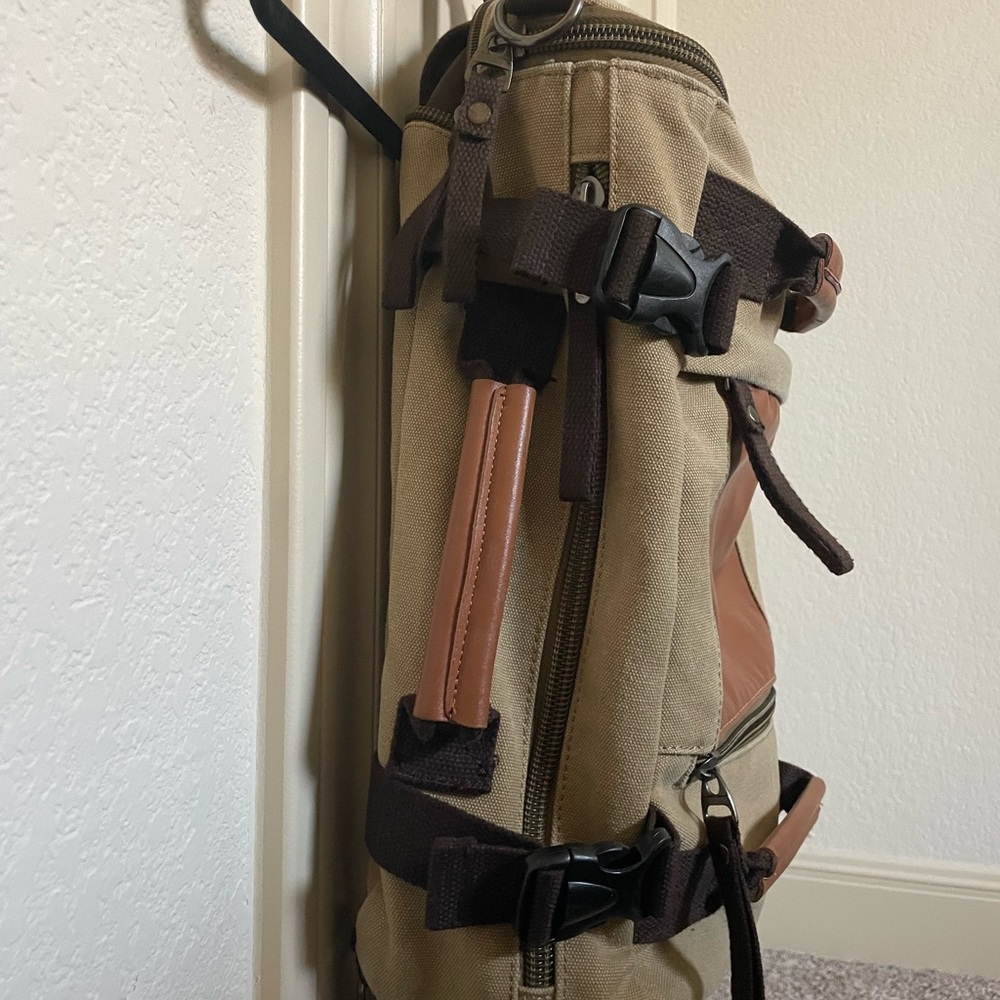 Travel backpack anti-theft - Picture 2 of 4